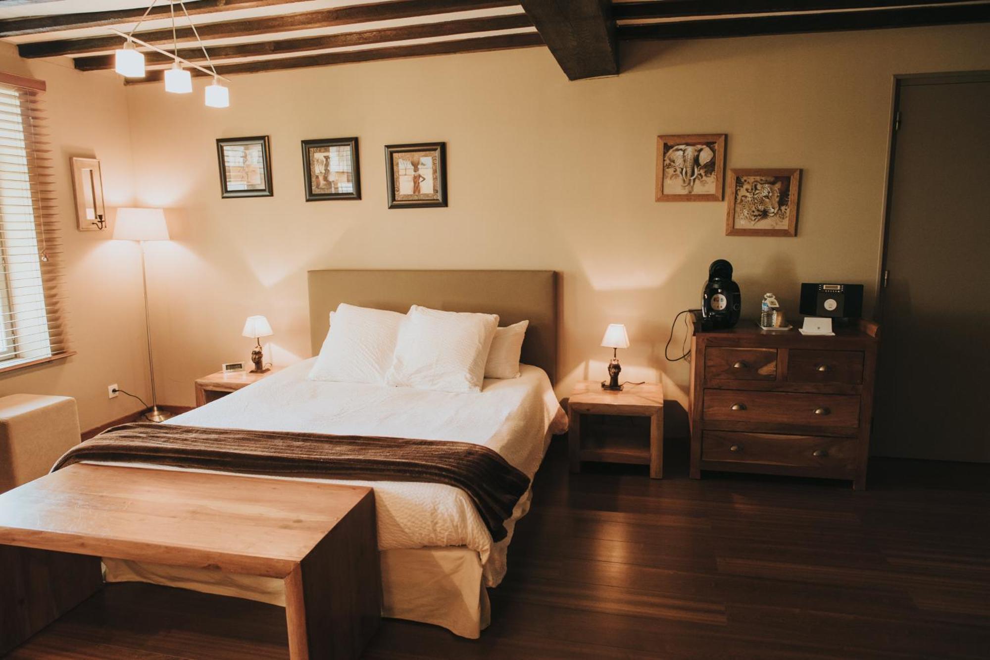 Logis Hotel-Restaurant - Le Moulin D'Artres المظهر الخارجي الصورة